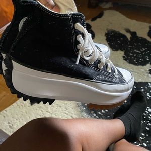 Black Run Star Hike Converse worn few times